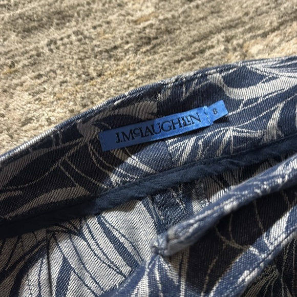 J. McLaughlin Blue and White Leaf Print wide leg pants - size 8 - 100% cotton - Picture 3 of 6